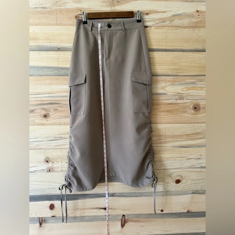 Cider Beige Midi Skirt cargo with Pocket and Drawstring - Picture 9 of 11